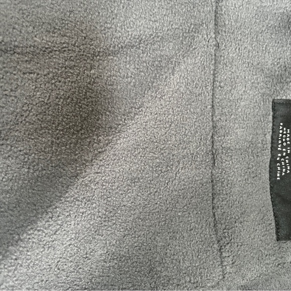 Fabletics Gray Lightweight Jacket - Picture 13 of 14